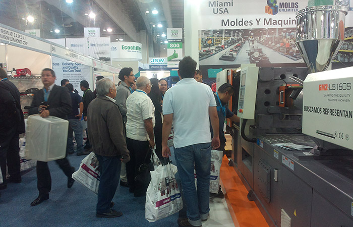 Lanson injection molding machine in Mexico exhibition Lanson injection molding machine in Mexico exhibition